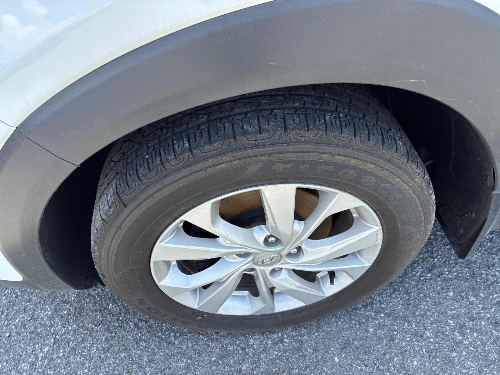 Hyundai Tucson, снимка 7 - Автомобили и джипове - 55690137
