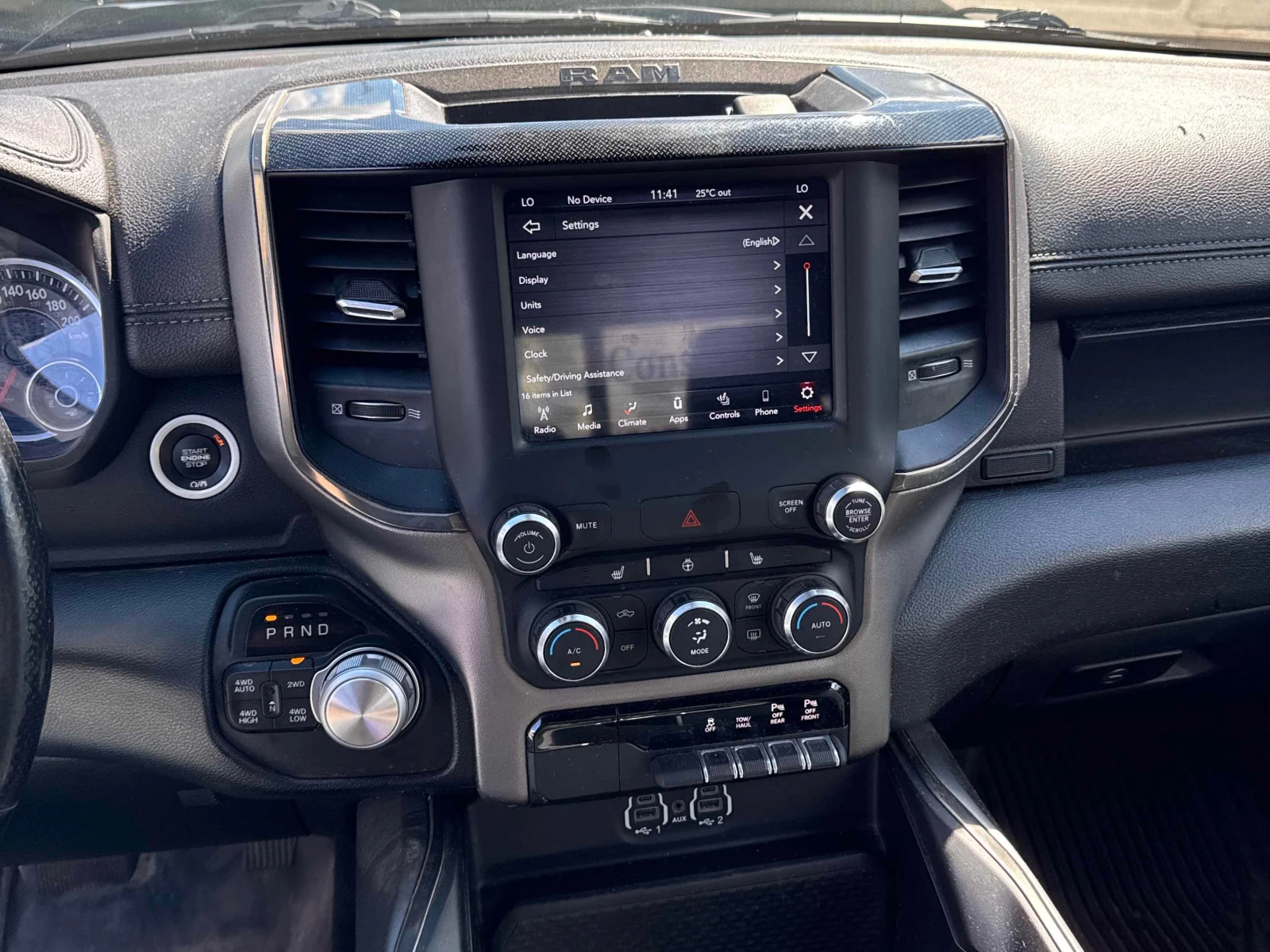 Dodge RAM 1500 * Sport * CARFAX * БЕЗ ПЪРВОНАЧАЛНА ВНОСКА, снимка 9 - Автомобили и джипове - 55875681