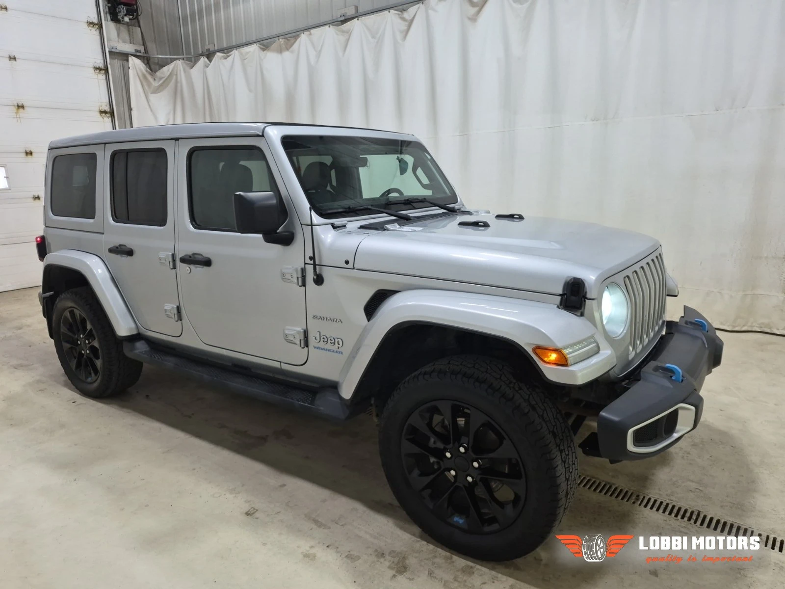 Jeep Wrangler, снимка 2 - Автомобили и джипове - 55955754