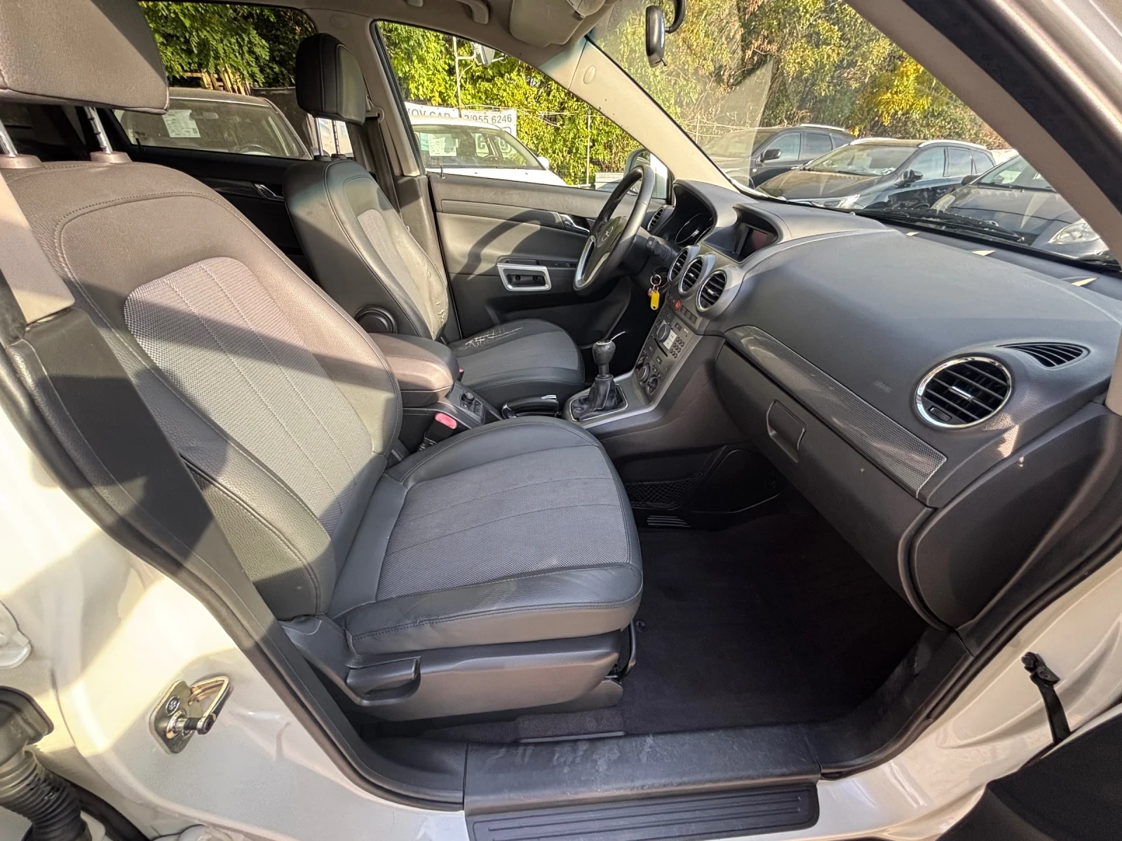Opel Antara 2.0CDTI, снимка 9 - Автомобили и джипове - 56395722