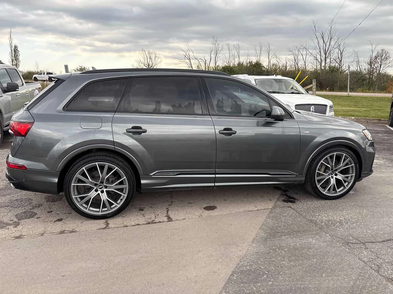 Audi Q7 Technik / 360 / Dis / Hud / B&O / Matrix , снимка 3 - Автомобили и джипове - 56439411