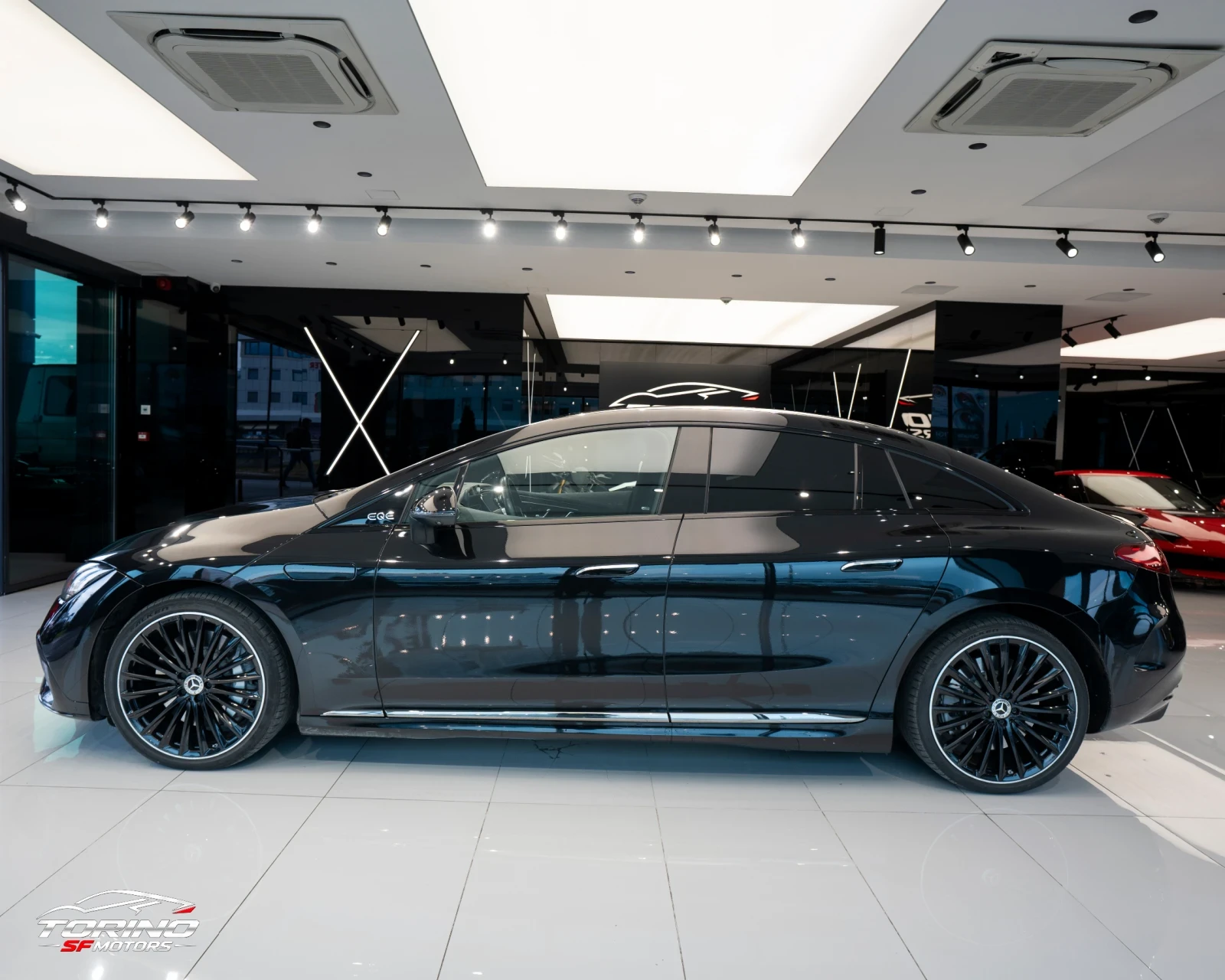 Mercedes-Benz EQE 350 4M* AMG* HEAD-UP* KEYLESS* BURMESTER* FULLMAXX | Mobile.bg � ����������� 2