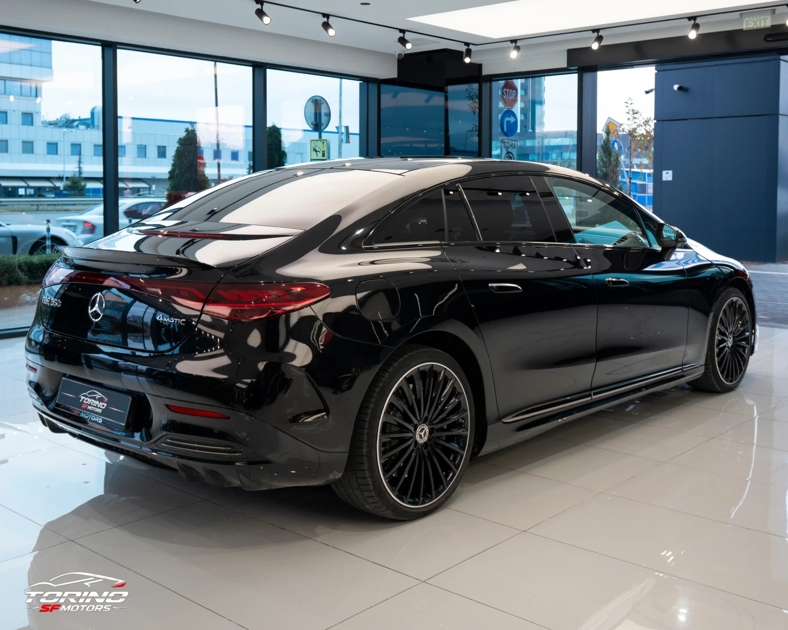 Mercedes-Benz EQE 350 4M* AMG* HEAD-UP* KEYLESS* BURMESTER* FULLMAXX | Mobile.bg � ����������� 5
