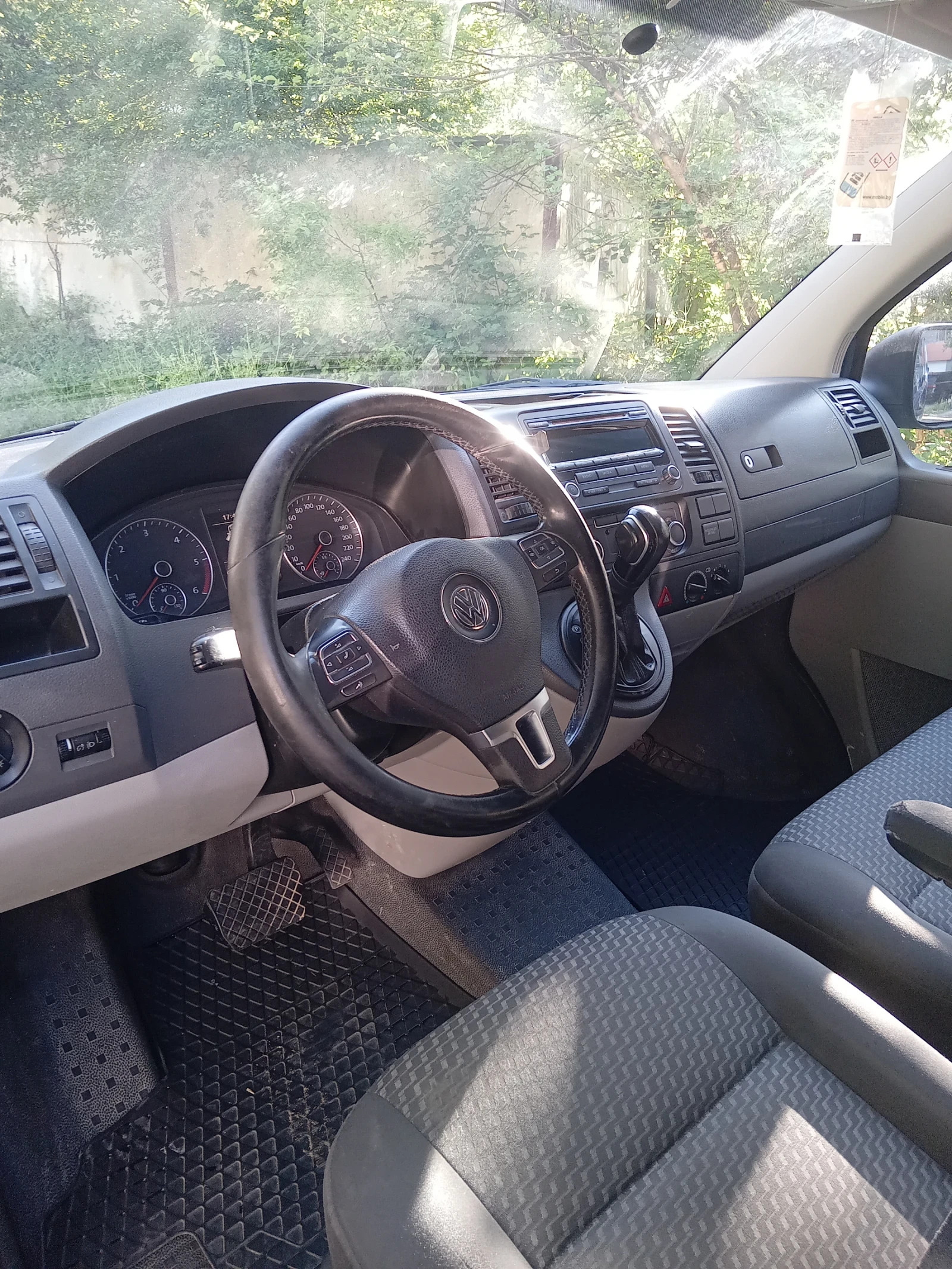 VW T5 Transporter , снимка 6 - Бусове и автобуси - 54446676