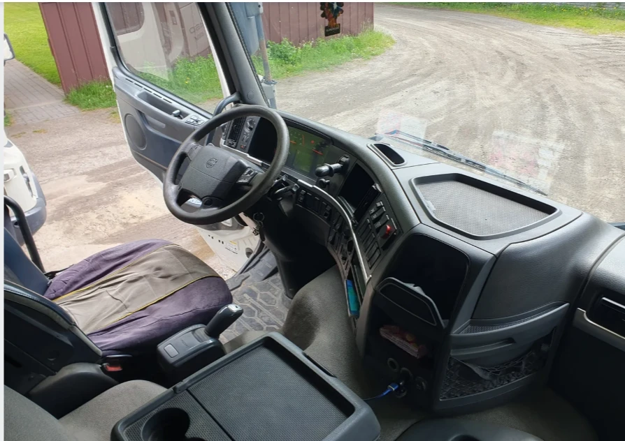 Volvo Fm x460 8x4  - изображение 6
