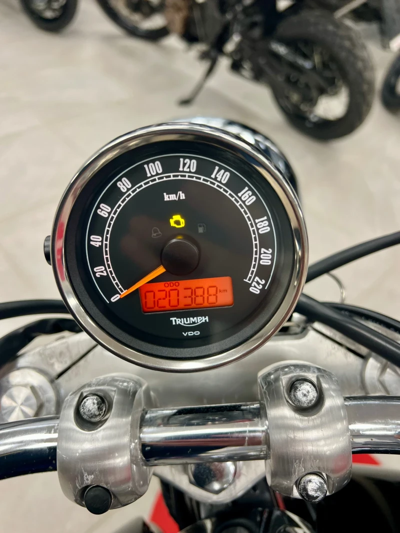 Triumph America 900 2010 - 446 лв/месец, снимка 12 - Мотоциклети и мототехника - 50932136