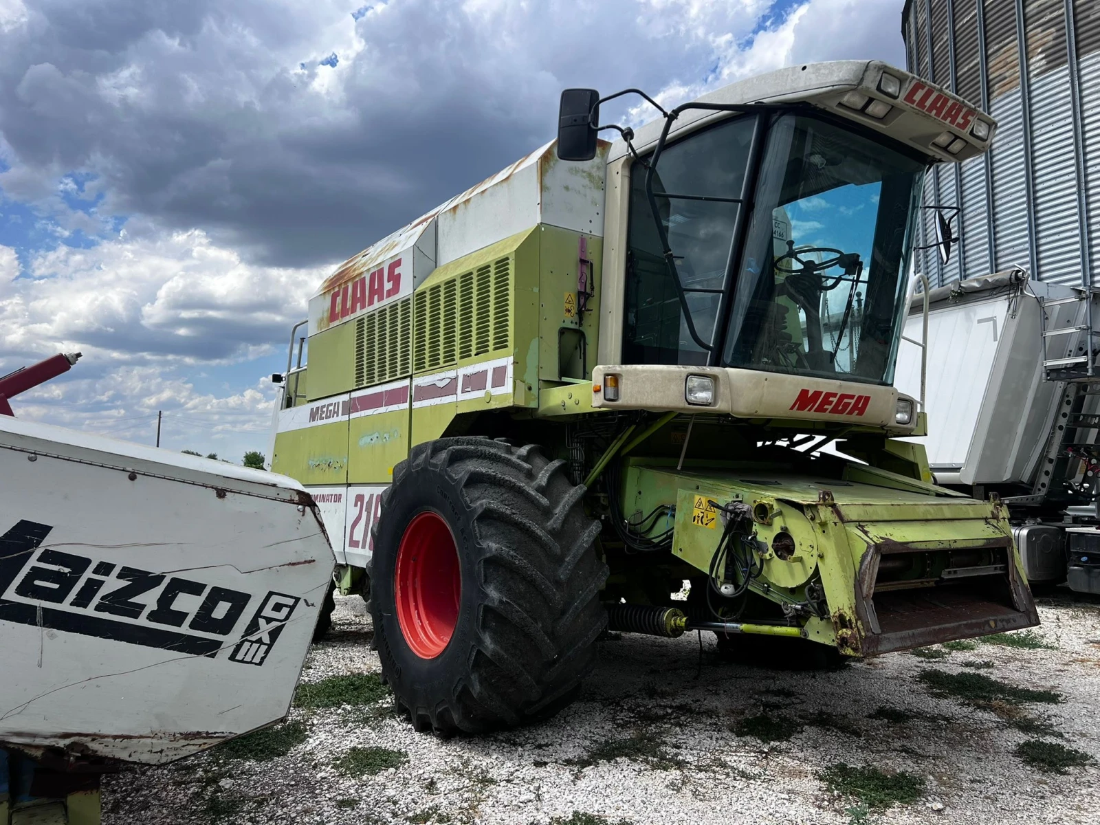Комбайн Claas Mega 218 - изображение 3