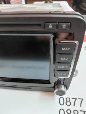 1T0035680P GPS навигационна система VW CC  A2C85149300 1T0 035 680 P, снимка 7