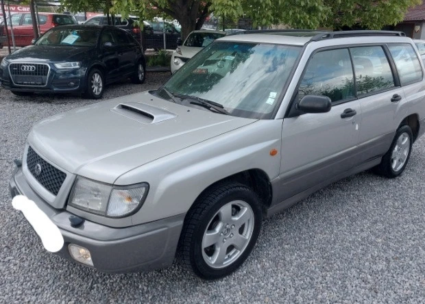 Двигател за Subaru Forester, снимка 1 - Части - 35952807