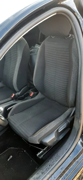 Peugeot 208 1.2  , снимка 4