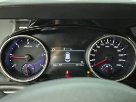 Kia Carnival 9-Seater Prestige, снимка 5