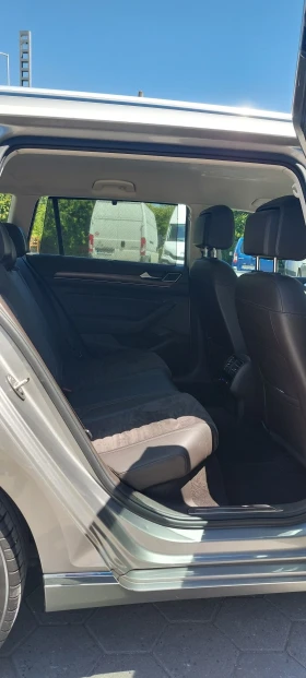 Обява за продажба на VW Passat 2.0 TSI ~34 000 лв. - изображение 5