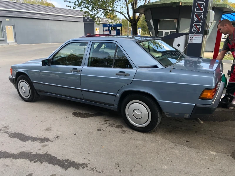 Mercedes-Benz 190, снимка 3 - Автомобили и джипове - 48107003