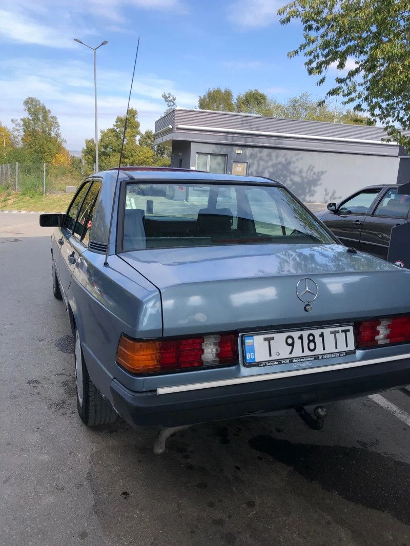 Mercedes-Benz 190, снимка 4 - Автомобили и джипове - 48107003