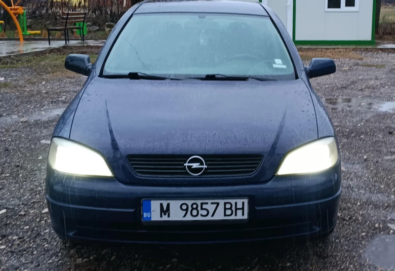 Opel Astra 1.6, снимка 2 - Автомобили и джипове - 48481311