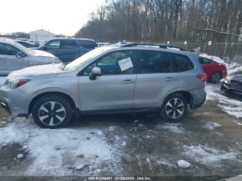 Subaru Forester, снимка 8 - Автомобили и джипове - 48792598