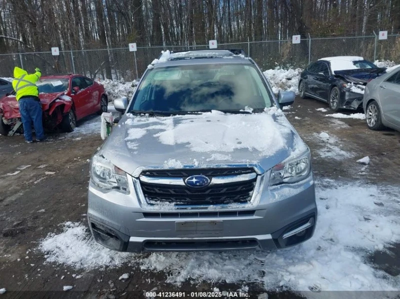 Subaru Forester, снимка 2 - Автомобили и джипове - 48792598