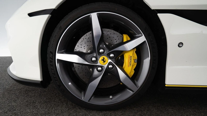 Ferrari Portofino M = Brembo Carbon Ceramic Brakes= Гаранция, снимка 7 - Автомобили и джипове - 48910016