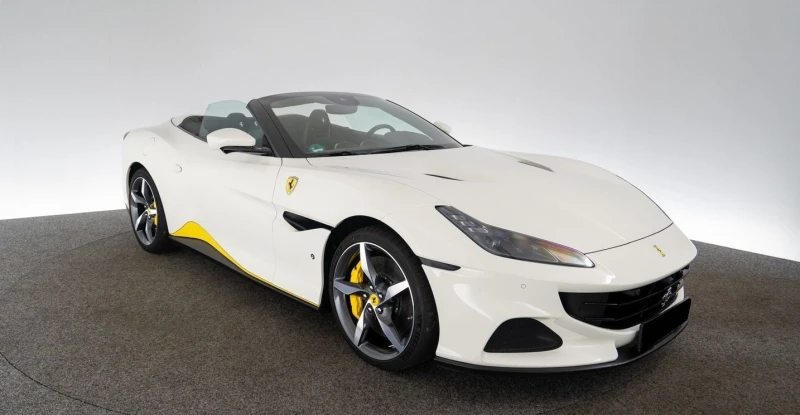 Ferrari Portofino M = Brembo Carbon Ceramic Brakes= Гаранция, снимка 1 - Автомобили и джипове - 48910016