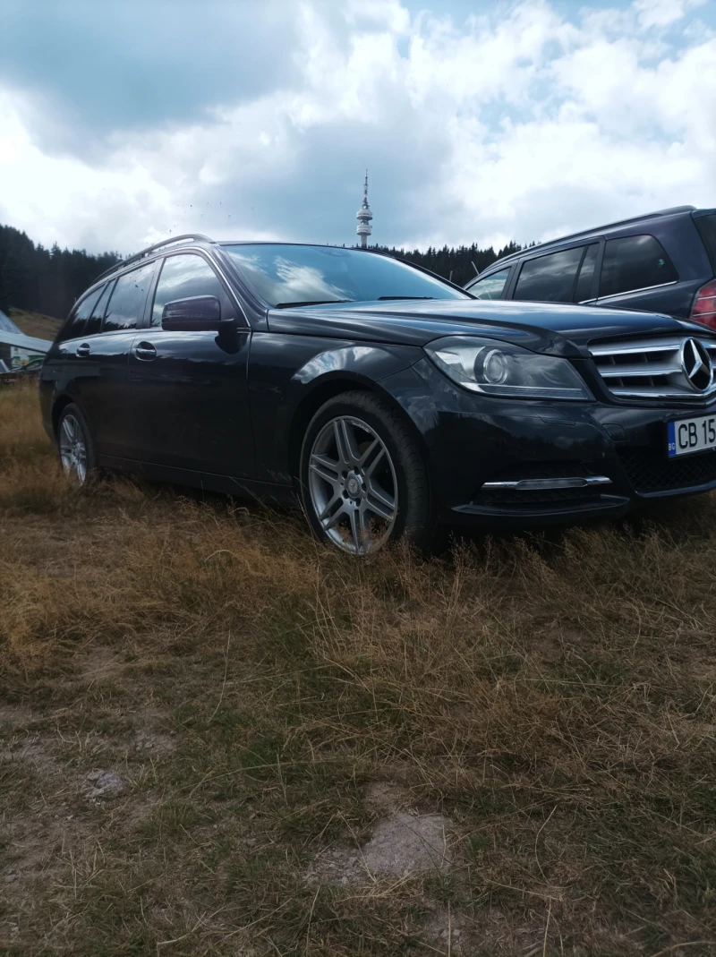 Mercedes-Benz C 220, снимка 1 - Автомобили и джипове - 48950647