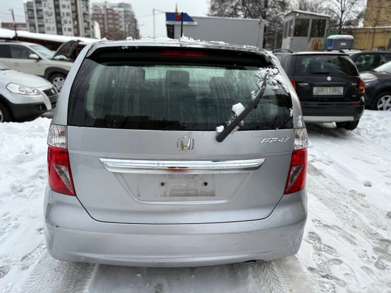 Honda Fr-v 1.7 газов инжекцион, снимка 6 - Автомобили и джипове - 49180115