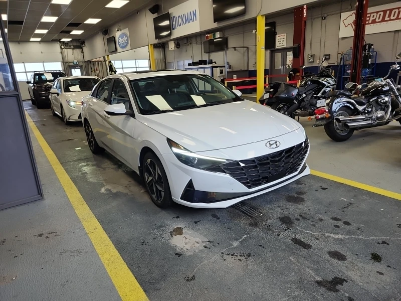 Hyundai Elantra, снимка 1 - Автомобили и джипове - 49213370