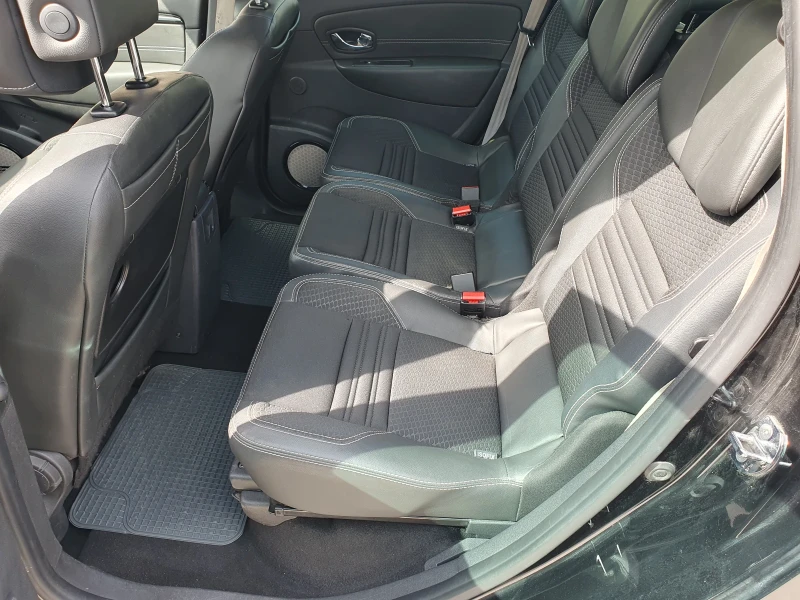 Renault Grand scenic 1.2 tce MEGANE BOSE, снимка 11 - Автомобили и джипове - 52556521