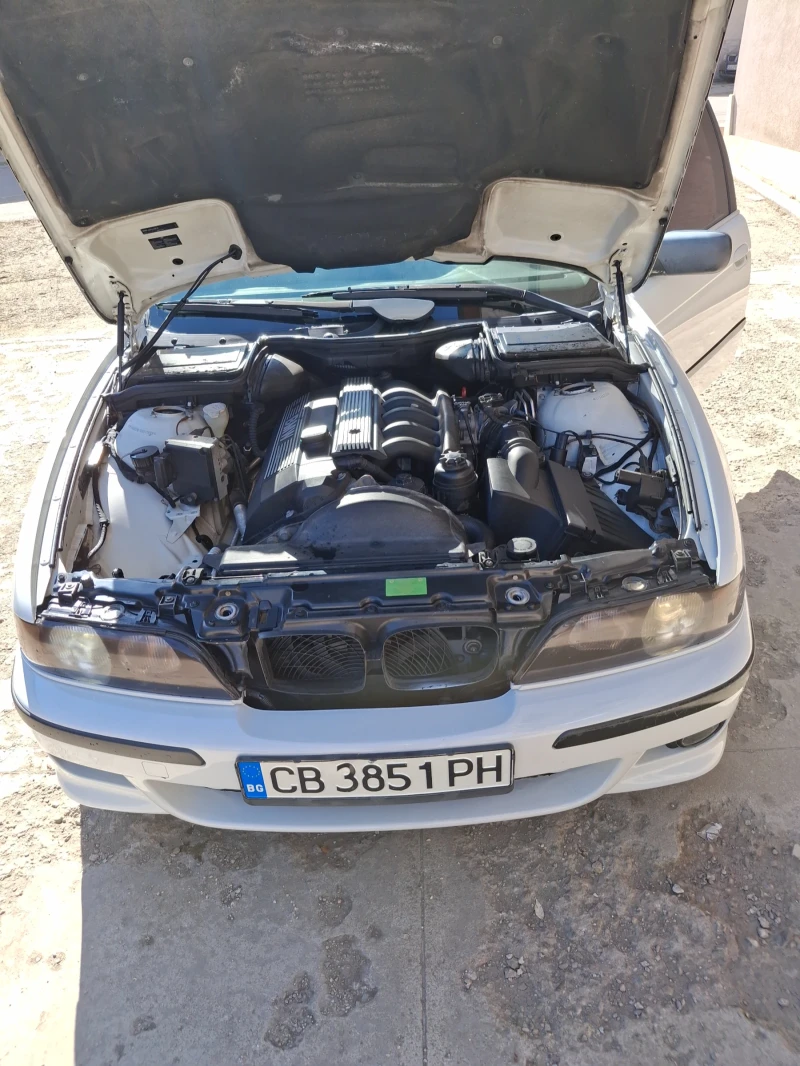 BMW 523 Е39 , снимка 12 - Автомобили и джипове - 52459872