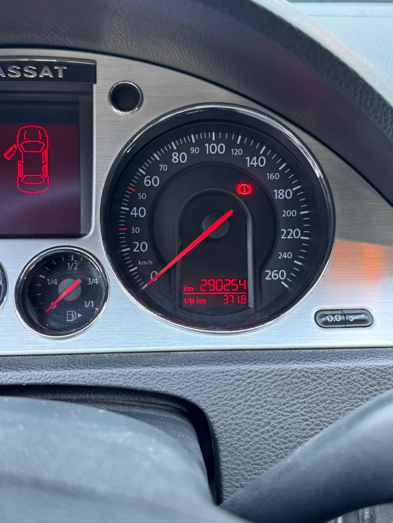 VW Passat 2.0 tdi 170hp, снимка 10 - Автомобили и джипове - 52717064