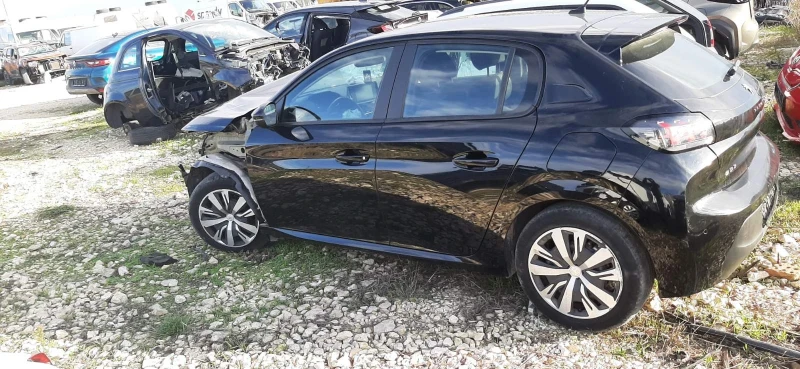 Peugeot 208 1.2  10TMA, снимка 6 - Автомобили и джипове - 52232766