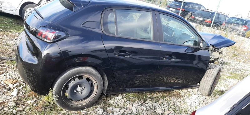 Peugeot 208 1.2  10TMA, снимка 2 - Автомобили и джипове - 52232766