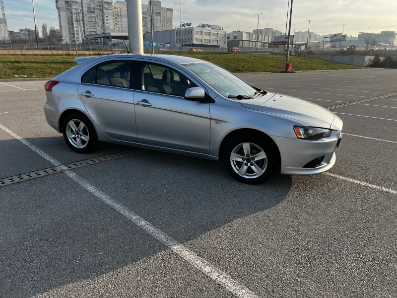 Mitsubishi Lancer 1.5 MPI Sportback Invite , снимка 6 - Автомобили и джипове - 52814272