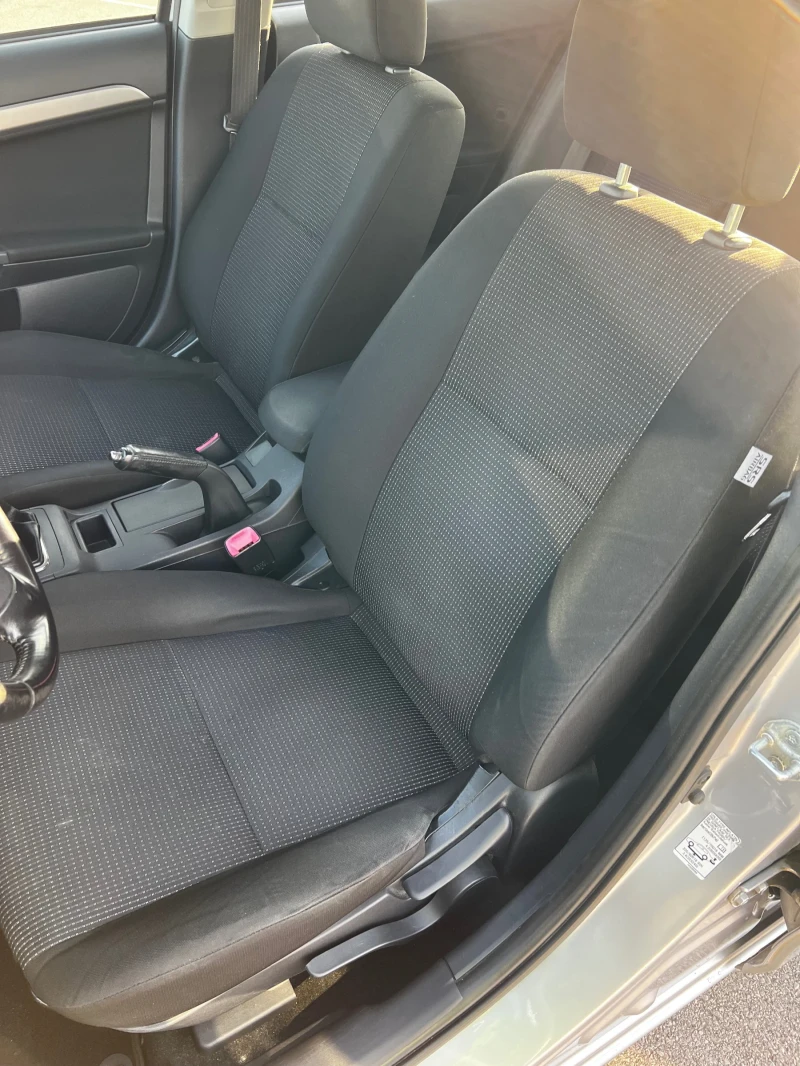 Mitsubishi Lancer 1.5 MPI Sportback Invite , снимка 7 - Автомобили и джипове - 52814272