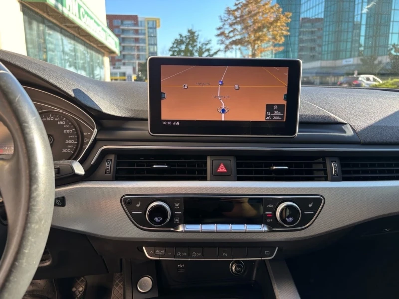 Audi A4 * Progressiv 45 TFSI quattro * CARFAX * БЕЗ ПЪРВОН, снимка 16 - Автомобили и джипове - 52842941