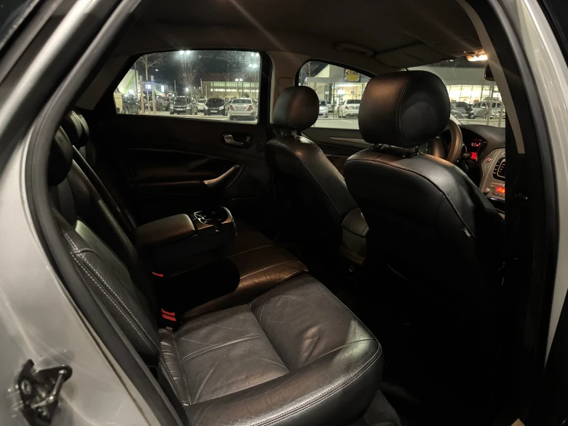 Ford Mondeo 2.0 TDCI, снимка 15 - Автомобили и джипове - 53540025