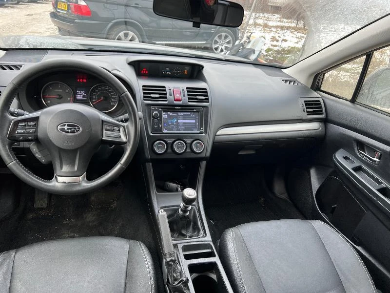 Subaru XV 2.0 бензин,автоматик на части, снимка 2 - Автомобили и джипове - 35964337