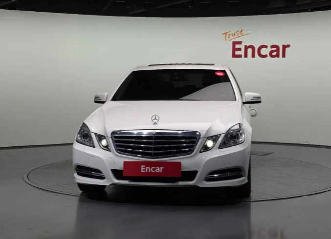 Mercedes-Benz E 220 Avantgarde - изображение 3