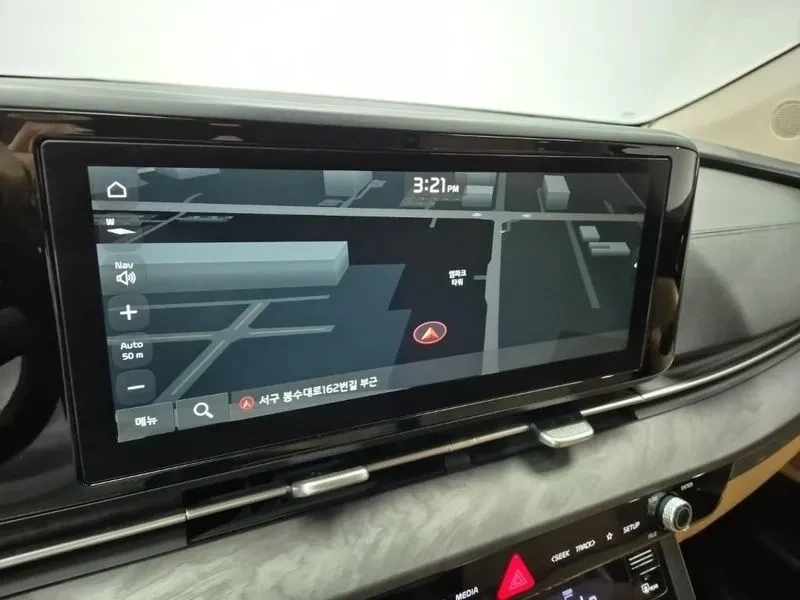 Kia Carnival 9-Seater Prestige, снимка 10 - Автомобили и джипове - 56355169