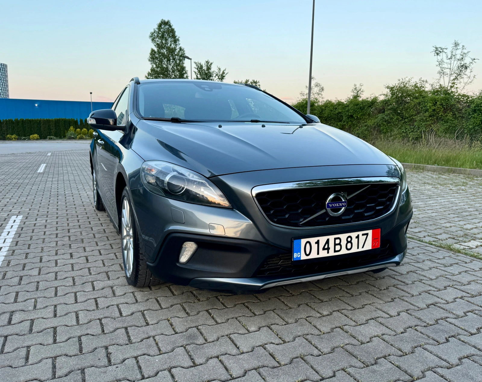 Volvo V40 Cross Country T4 AWD - ТОП СЪСТОЯНИЕ - - изображение 7