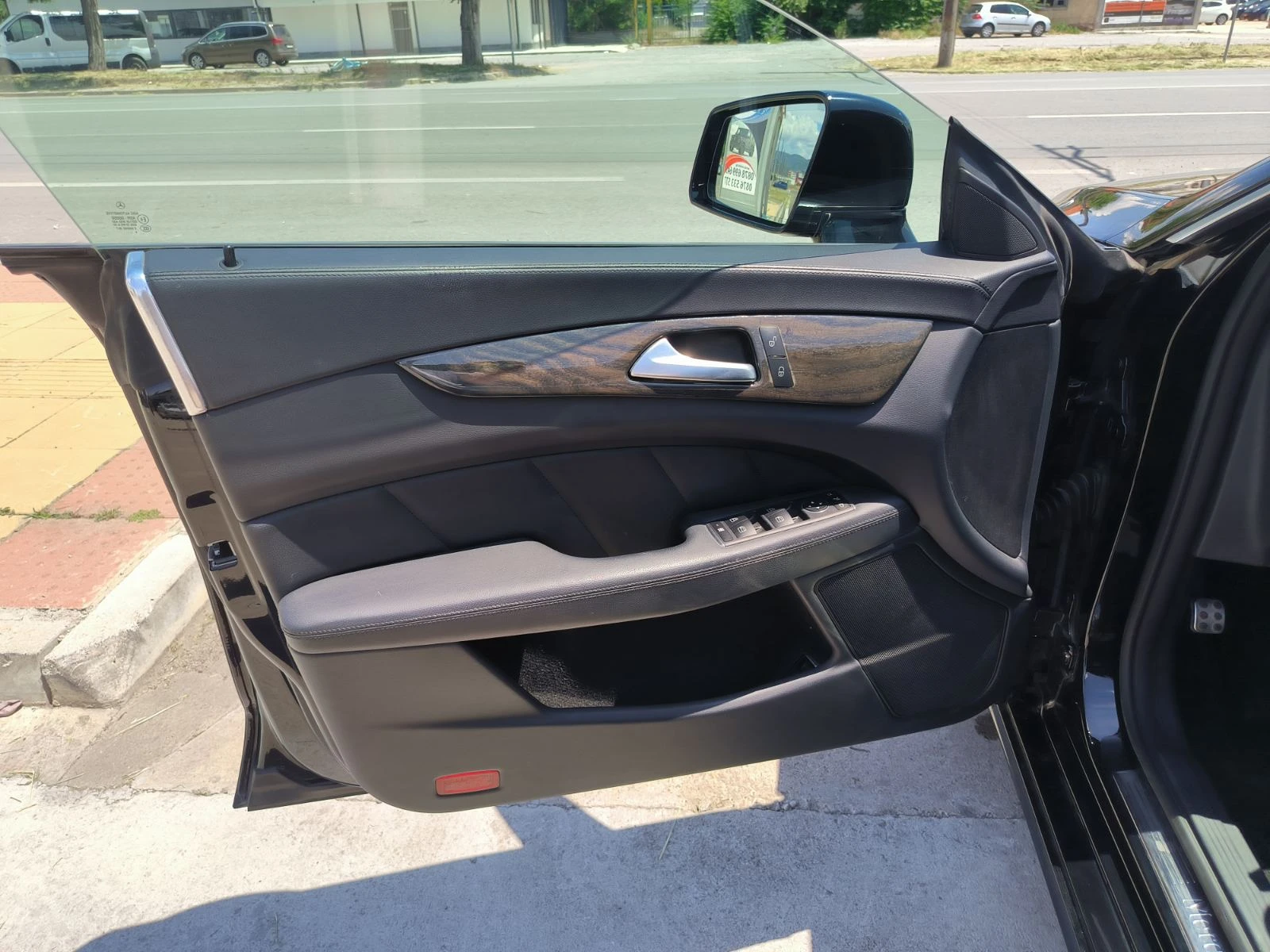 Mercedes-Benz CLS 350 3.0d-Euro-6B-Bluetec-4Matic, снимка 12 - Автомобили и джипове - 46156839