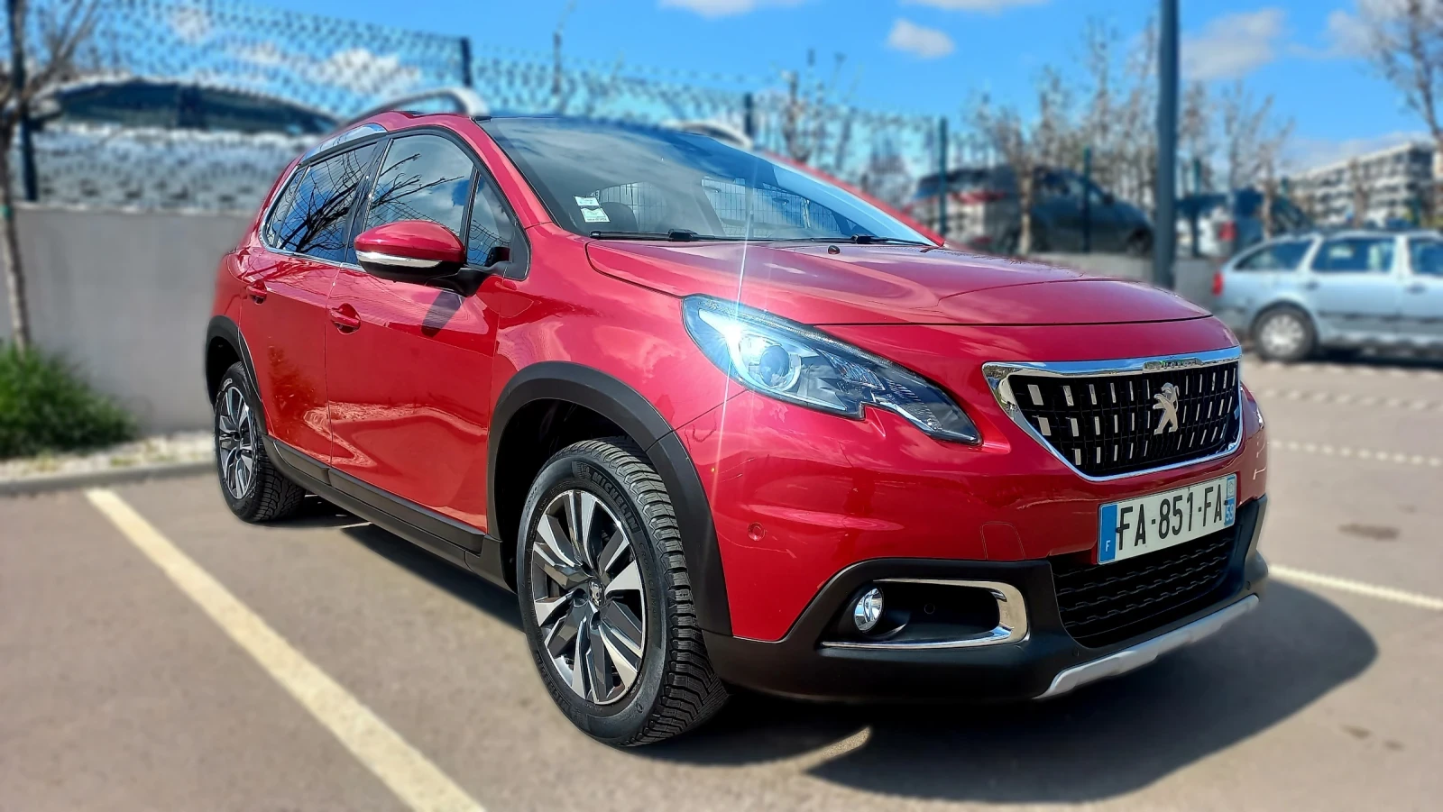 Peugeot 2008 1.2 PureTech, Allure, Facelift - изображение 9