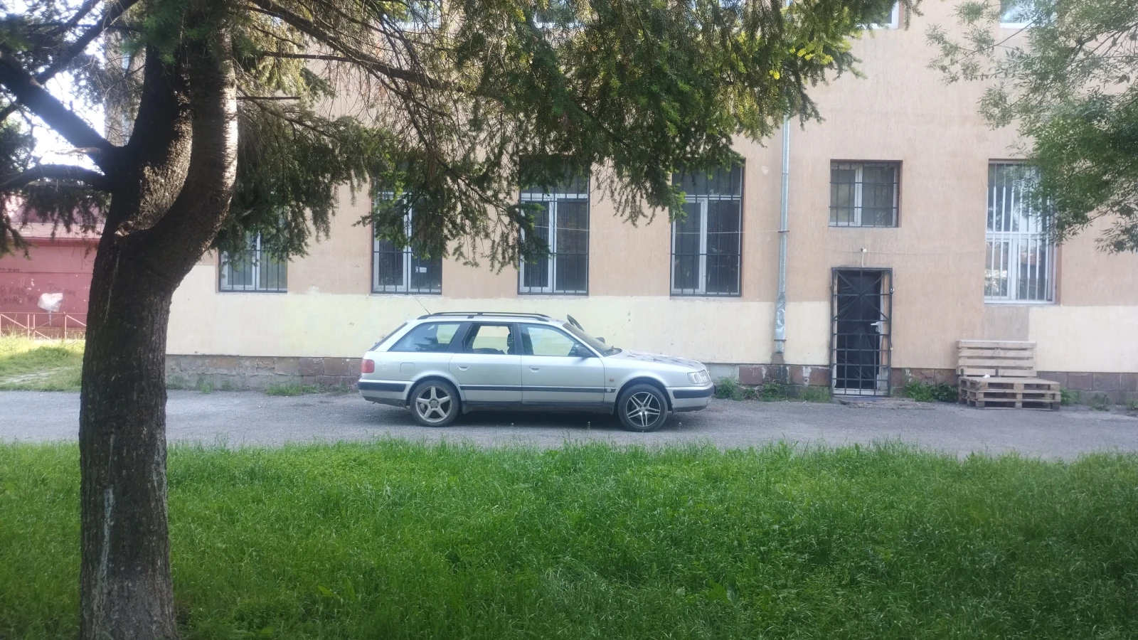 Audi 100  - изображение 7