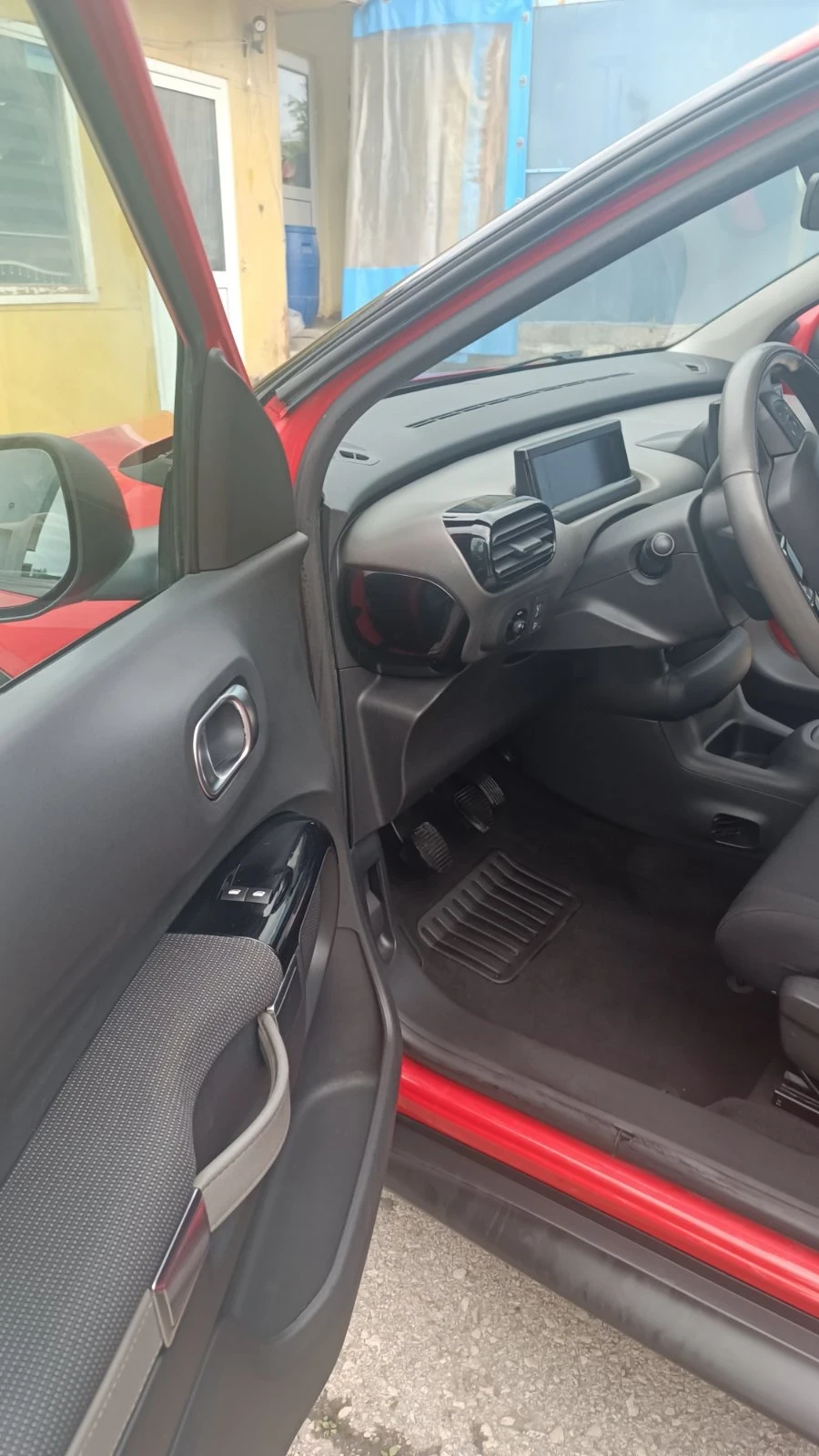 Citroen C4 Cactus 1.5 - изображение 8