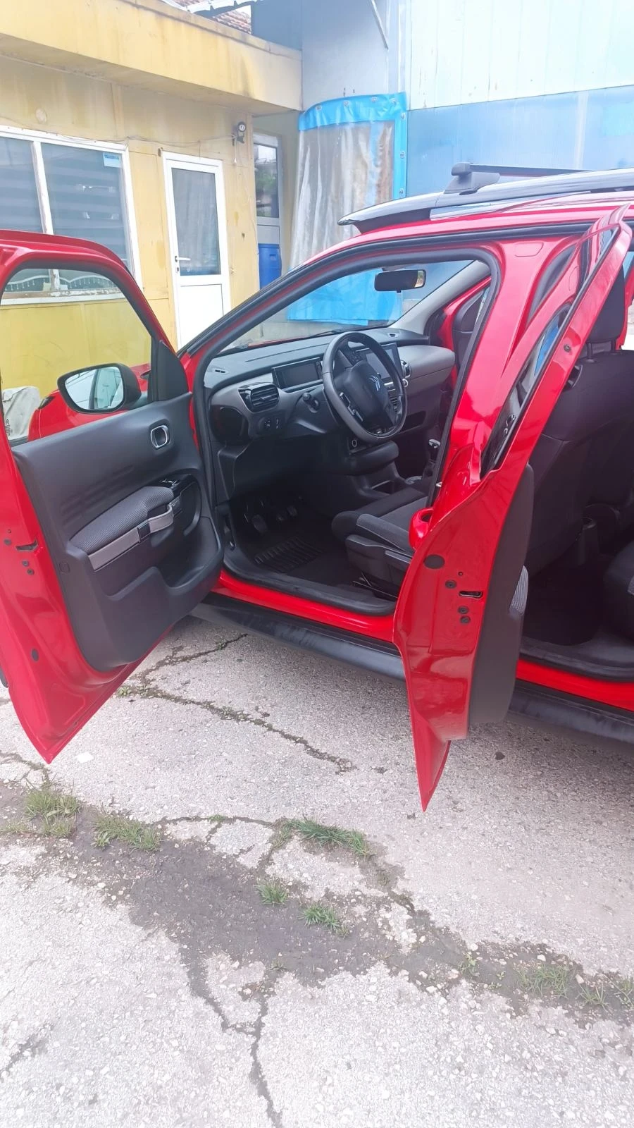 Citroen C4 Cactus 1.5 - изображение 10