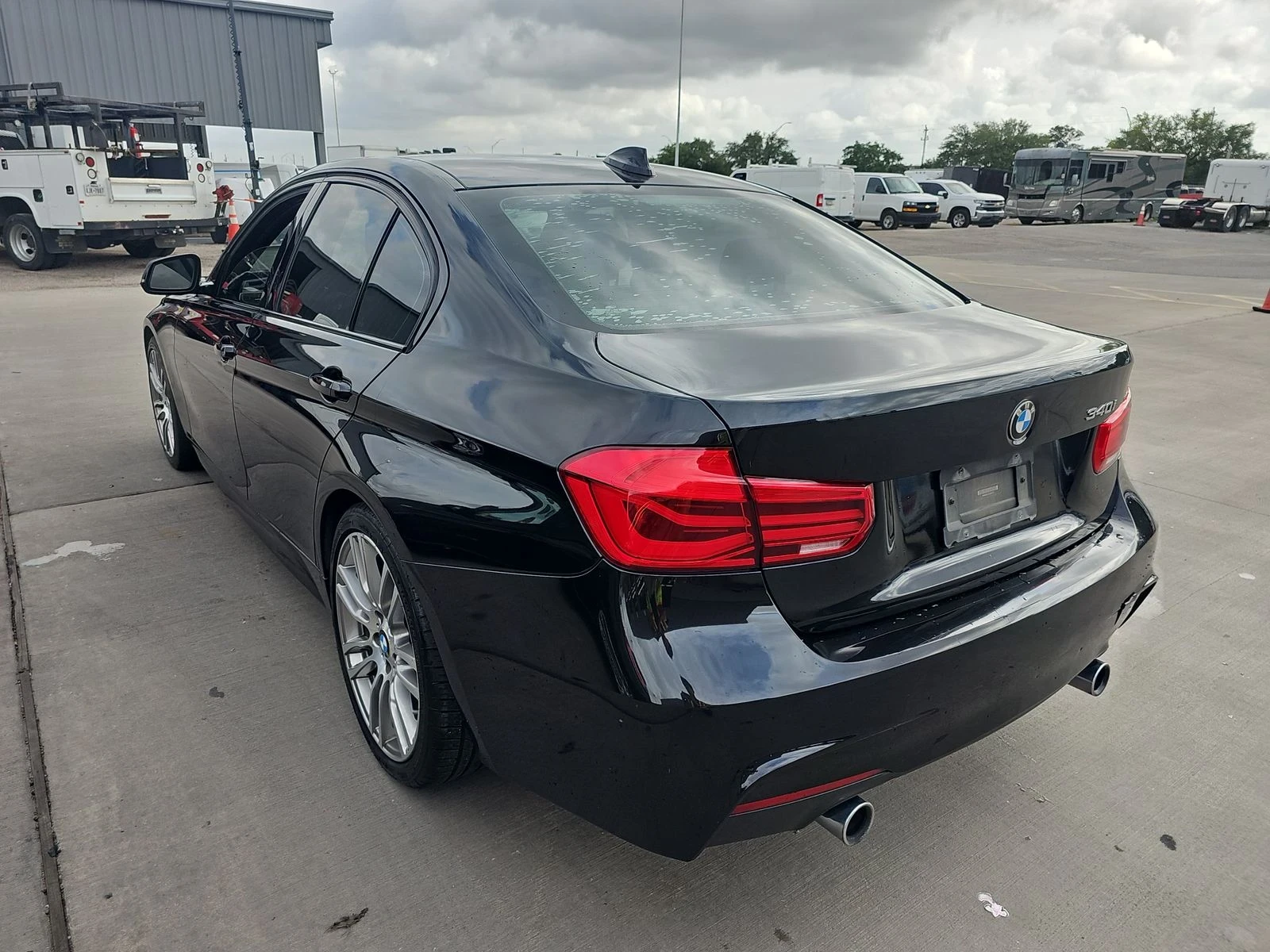 BMW 340  - изображение 4