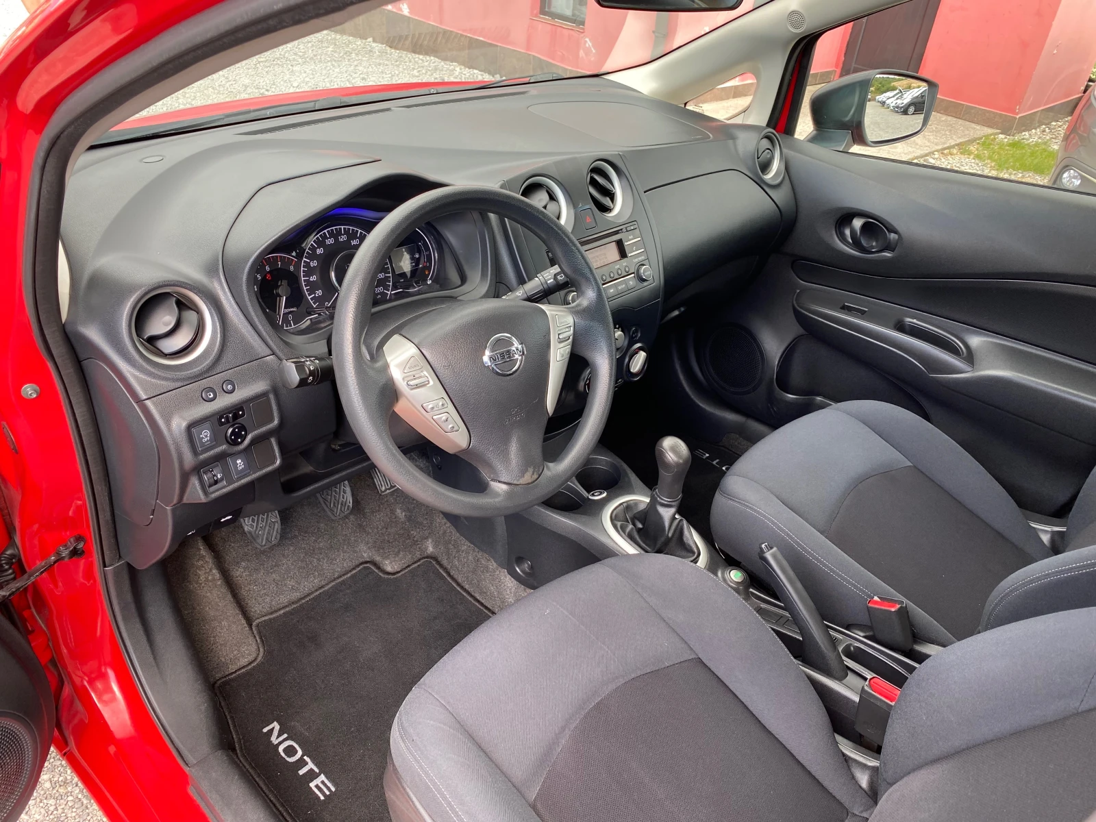Nissan Note 1.2 Euro 6 - изображение 9