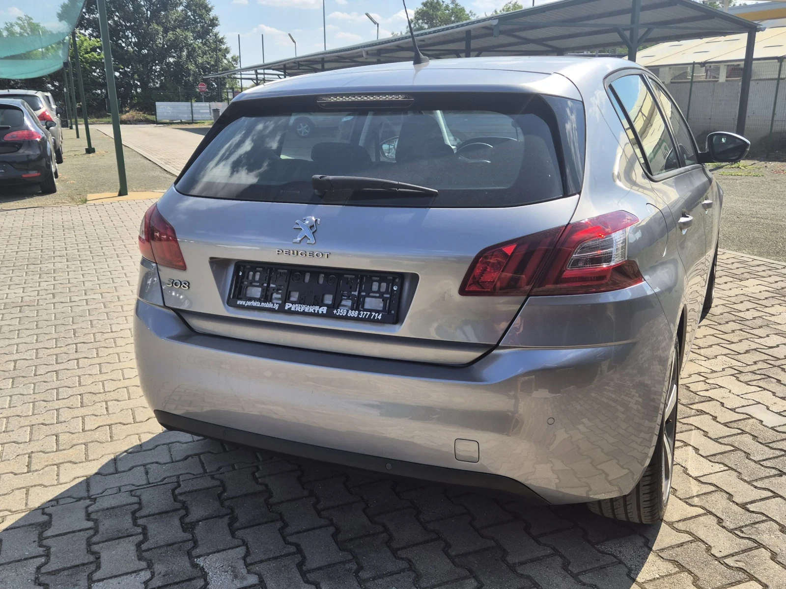 Peugeot 308 1.6HDI 92к.с. - изображение 8