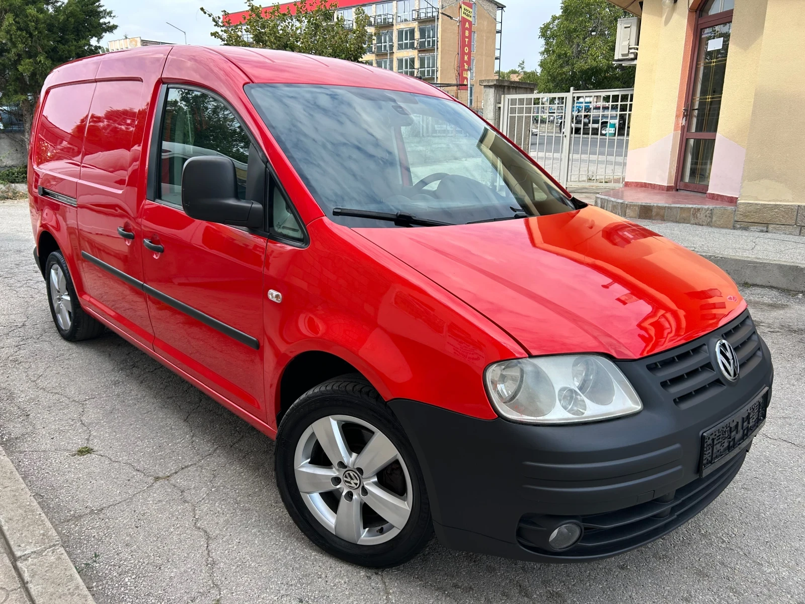 VW Caddy 2.0TDI MAXI - изображение 3