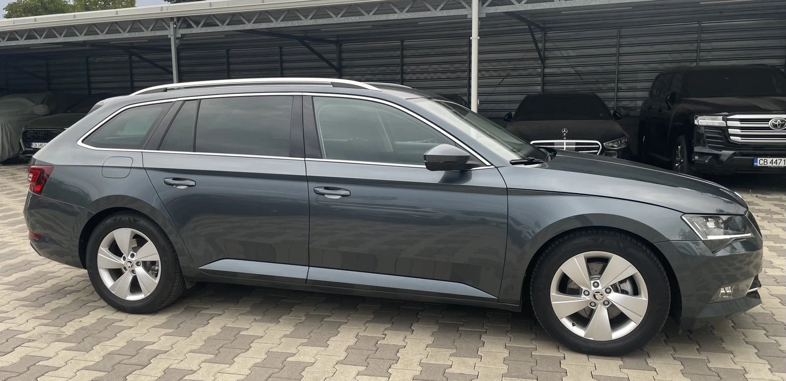 Skoda Superb 2.0TDI 190кс 4x4 , снимка 7 - Автомобили и джипове - 56365156
