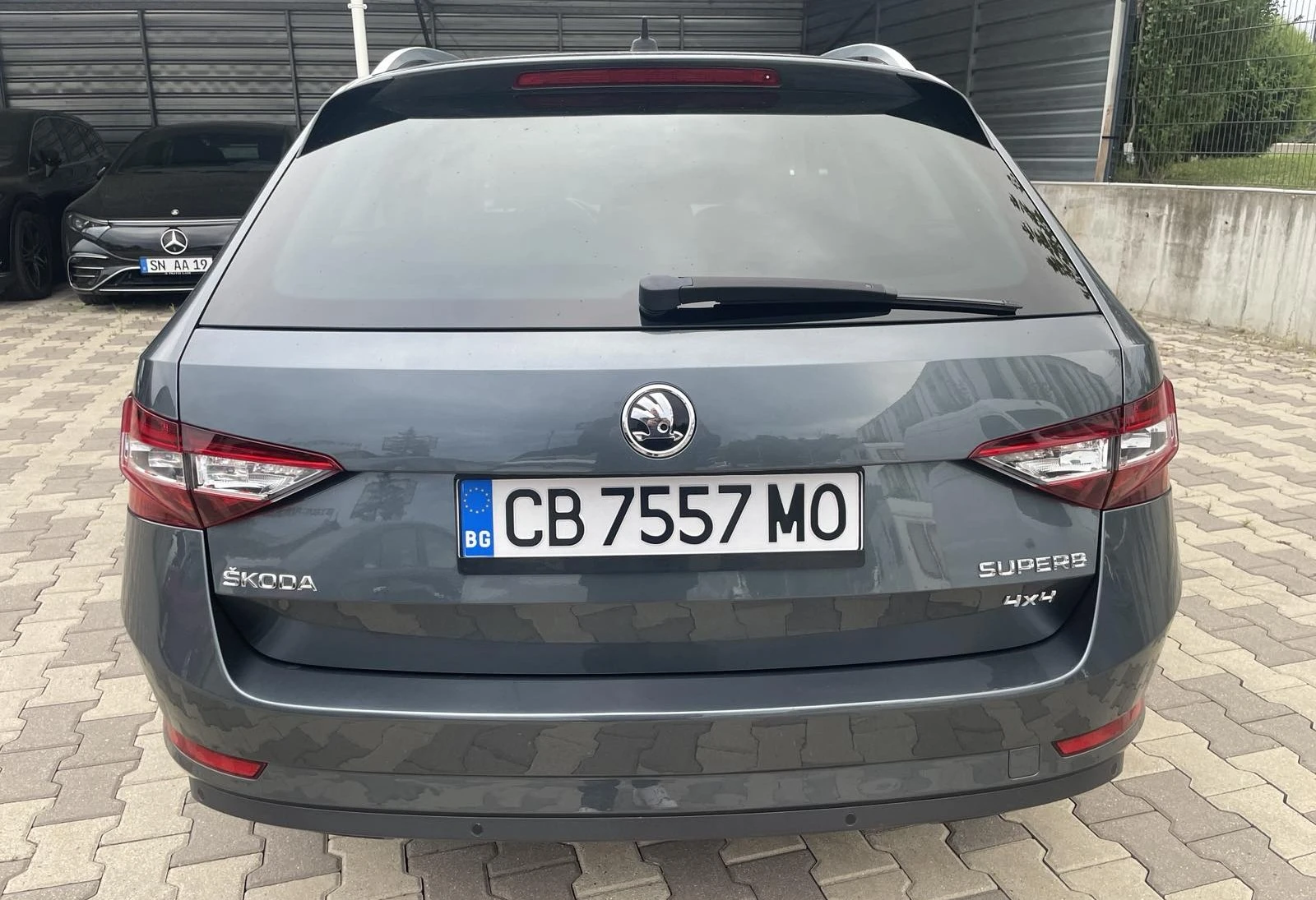 Skoda Superb 2.0TDI 190кс 4x4 , снимка 9 - Автомобили и джипове - 56365156